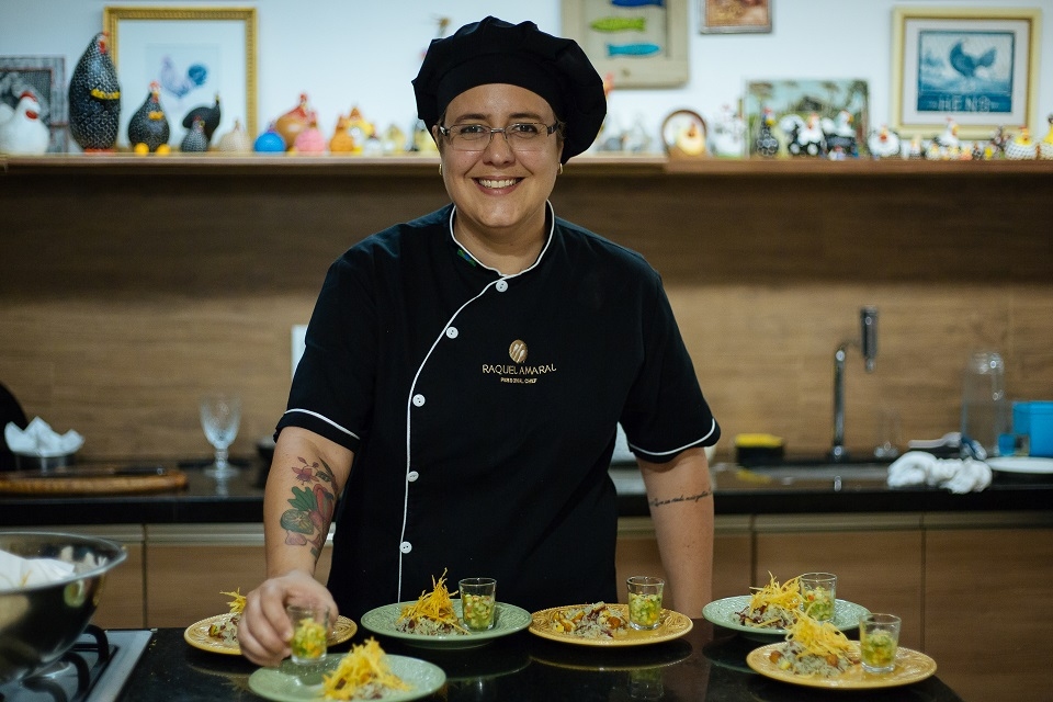 No momento você está vendo Chefe Raquel Amaral realiza projeto Terroir pela segunda vez em Brasília.