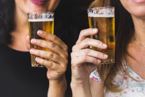 Leia mais sobre o artigo Evento em Brasília reúne mulheres cervejeiras e oferece 300 litros de chope para participantes