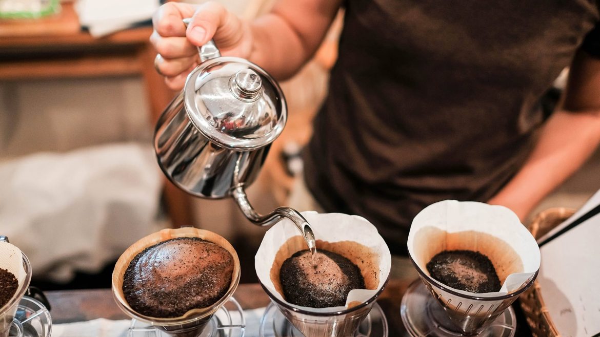 No momento você está vendo D’Lurdes Cafés e Quitutes oferece Curso de Métodos de Preparo de cafés