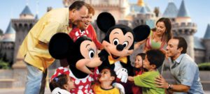 Leia mais sobre o artigo Evento da Amcham ensina “O Jeito Disney de Encantar Clientes”