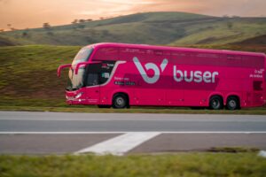 Leia mais sobre o artigo Buser expande parceria e passa a atender canais de turismo corporativo