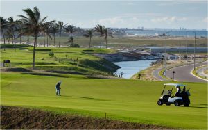 Leia mais sobre o artigo <strong>Hotelaria no Ceará ganha destaque com campo de golfe premiado</strong>