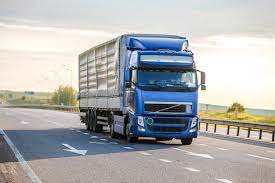 Leia mais sobre o artigo Aquisição de caminhões por consórcio tem atraído os consumidores, aponta pesquisa