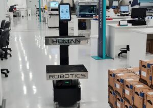 Leia mais sobre o artigo Robô simpático para atendimento e indústria chega ao Distrito Federal